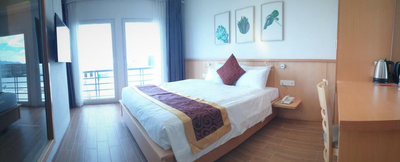 Mio Hotel Куїнон Екстер'єр фото