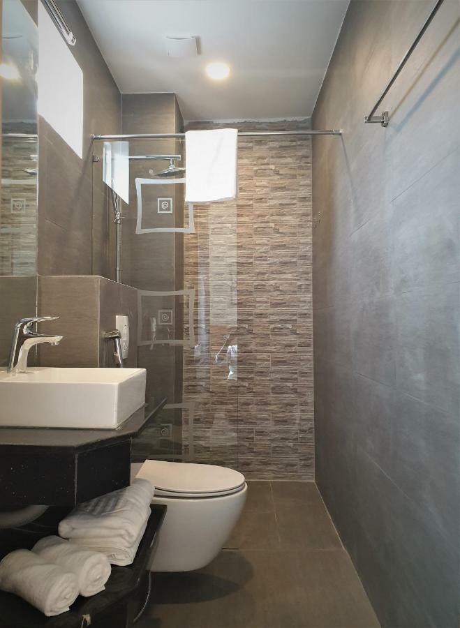 Mio Hotel Куїнон Екстер'єр фото